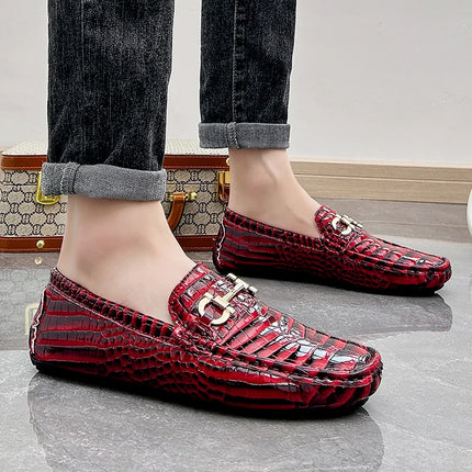 Scarpe Casual da uomo in pelle verniciata di alta qualità scarpe da guida di marca mocassini con motivo a coccodrillo maschile per scarpe basse mocassino da uomo