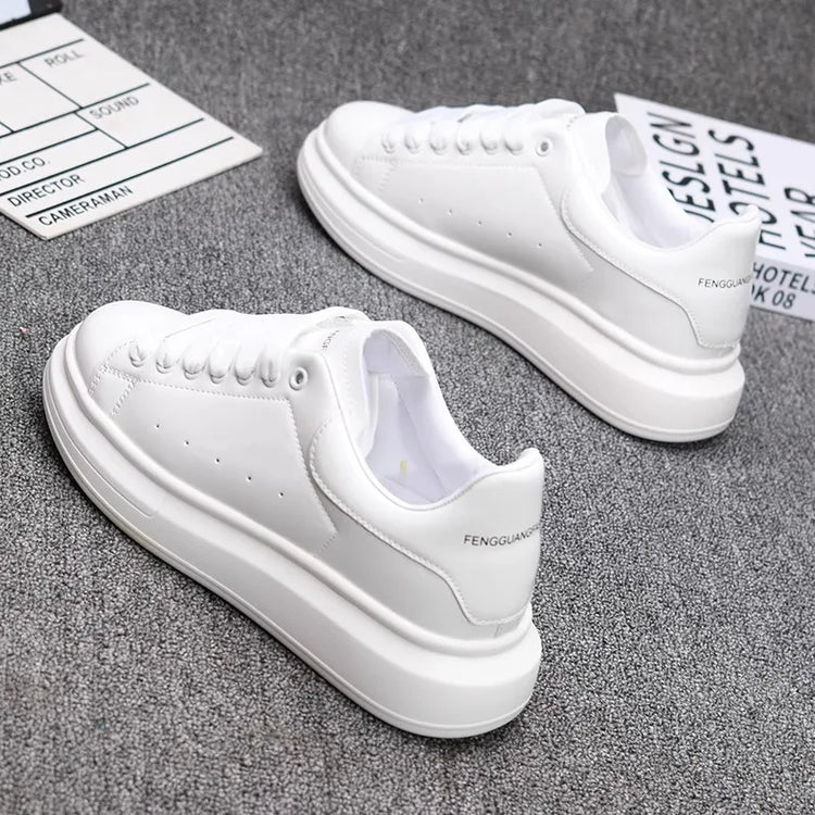 Red lacquered men's shoes Fashion black casual skateboard shoes Outdoor tennis walking shoes Universal men and women