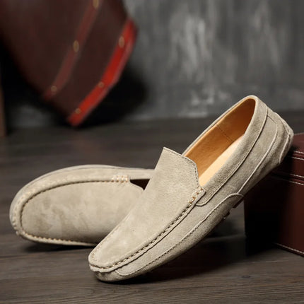 Mocassini da uomo in pelle scamosciata di lusso 2022 scarpe casual da uomo scarpe da barca fatte a mano da uomo Slipon scarpe da guida mocassini maschili Zapatos