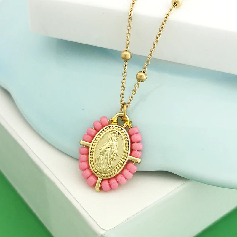 QMHJE Collana con ciondolo Vergine Maria Collana da donna con croce Girocollo Perline Catena in acciaio inossidabile Colore oro Boho Bianco Nero Rosa