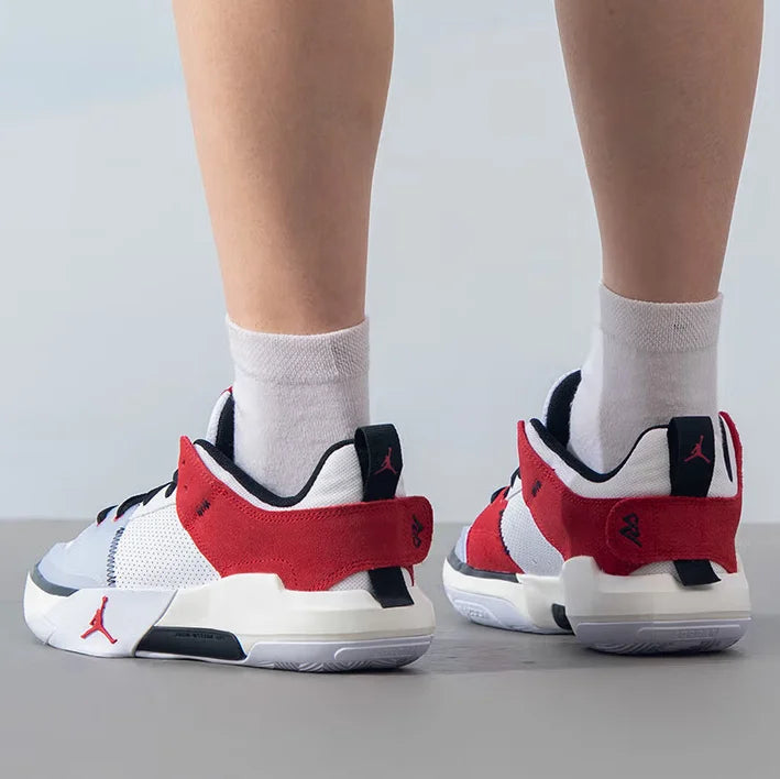 Nike Westbrook Scarpe da basket da uomo da allenamento resistenti e ammortizzanti, nuove scarpe da basket basse anti-torsione con impugnatura stabile per la corte, Jordan One Take 5 Pf Scarpe da basket sportive casual versati platinumshop