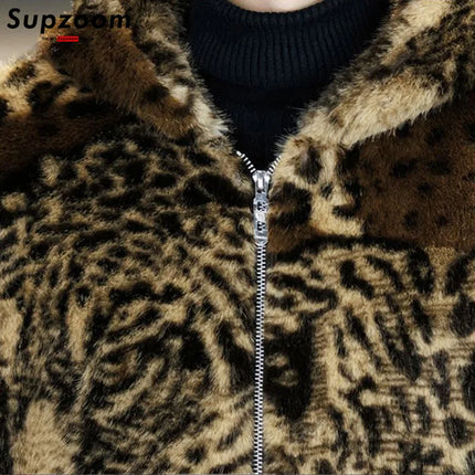 Supzoom 2026 New Arrival Top Fashion Tiger Pattern Winter Warm Flowing Gold Mink Splicing Faux Fur Men's Hooded Jacket