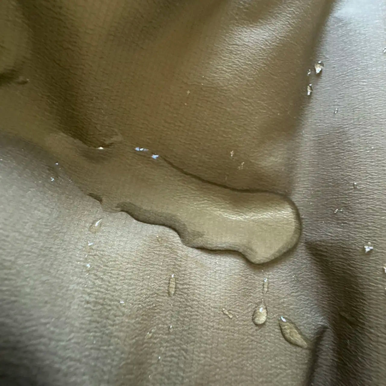 NANGA × EM Piumino termico con cappuccio impermeabile funzionale per esterni