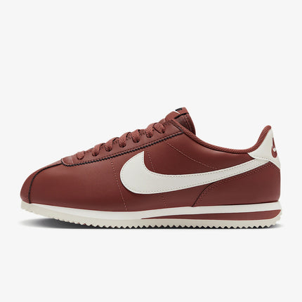 Scarpe sportive casual retrò da donna in vera pelle Cortez di Nike DN1791-201