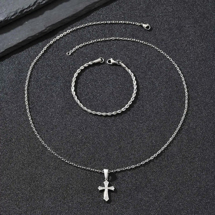 Vnox Set di 2 Pezzi Collana con Ciondolo e Bracciale da Uomo, Set di Gioielli in Acciaio Inossidabile Colore Nero Oro Argento, Regali di Gioielleria alla Moda platinumshop