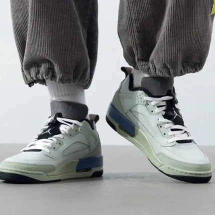 Scarpe da basket da uomo Nike, modello Basic Style HV5969-003 platinumshop