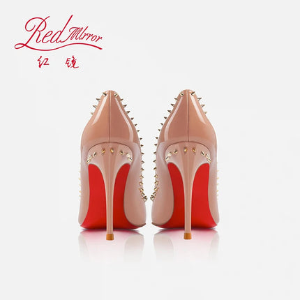 Scarpe col tacco di lusso da donna Fondo rosso lucido Décolleté a punta Rivetti di colore nudo Tacchi alti sottili Scarpe eleganti da donna di moda platinumshop
