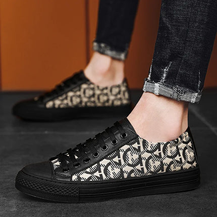New Shoes for Men Genuine Leather Patchwork Casual Shoes Trend Flat Skateboard Shoes Youth Cool Lace-up Sneakers