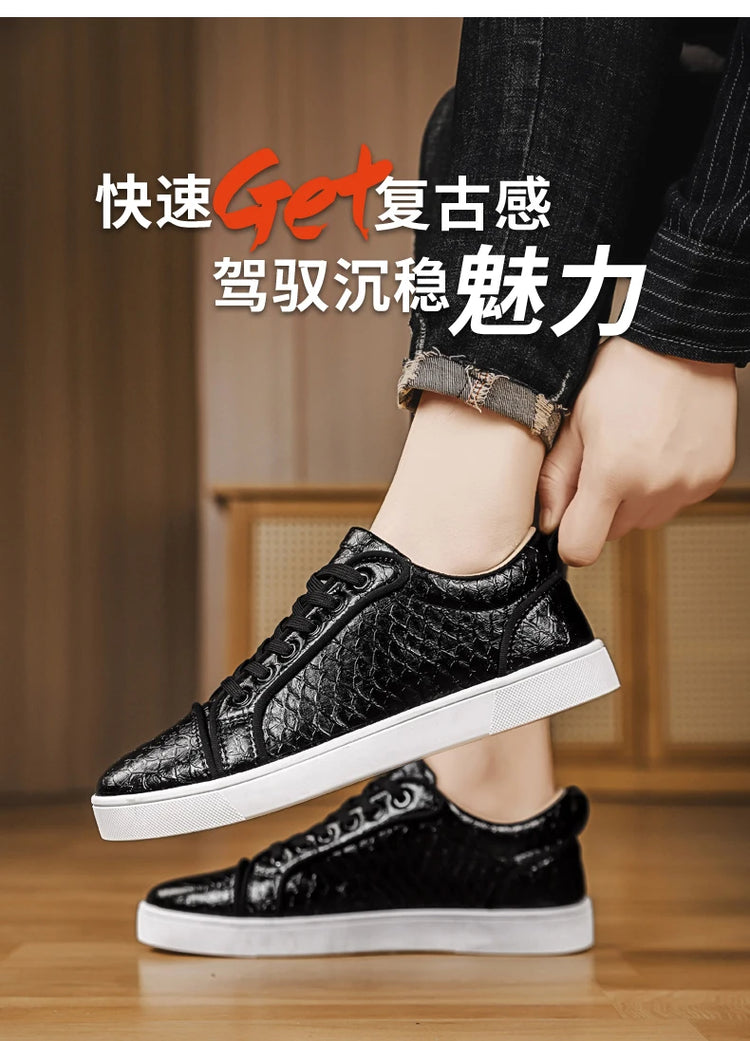2026 Spring New Shoes for Men Leather Casual Shoes Fashion Pattern Flat Skateboard Shoes Street Cool Lace-up Sneaker