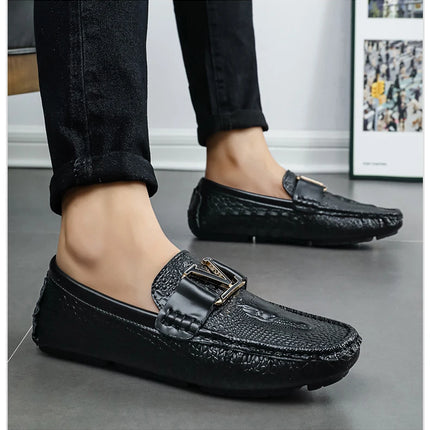 Nuove Scarpe Casual da Uomo Slip-On con Suola Morbida 2026, Stile Britannico Versatile e di Tendenza, Mocassini Comodi e Abbinabili a Tutto