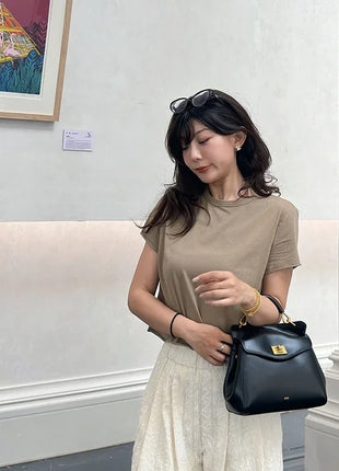 Borsa Clutch Lucia di JW PEI, Unica e alla Moda, Borsa a Tracolla in Vera Pelle, Versatile e di Alta Qualità