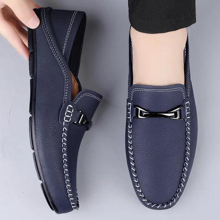 Mocassini in vera pelle Moda uomo Design Mocassino Slip on Soft Flats All-match Scarpe casual Calzature da barca fatte a mano per uomo adulto