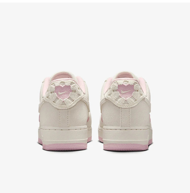 Nike Scarpe da ginnastica basse ufficiali autentiche AIR FORCE 1 da donna HV5992-111