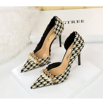 BIGTREE Scarpe 2026 Primavera Donna Pompe Catena di metallo perlato Tacchi alti Grana a quadri Tacchi a spillo Tacchi da donna Scarpe da banchetto di lusso 43 platinumshop