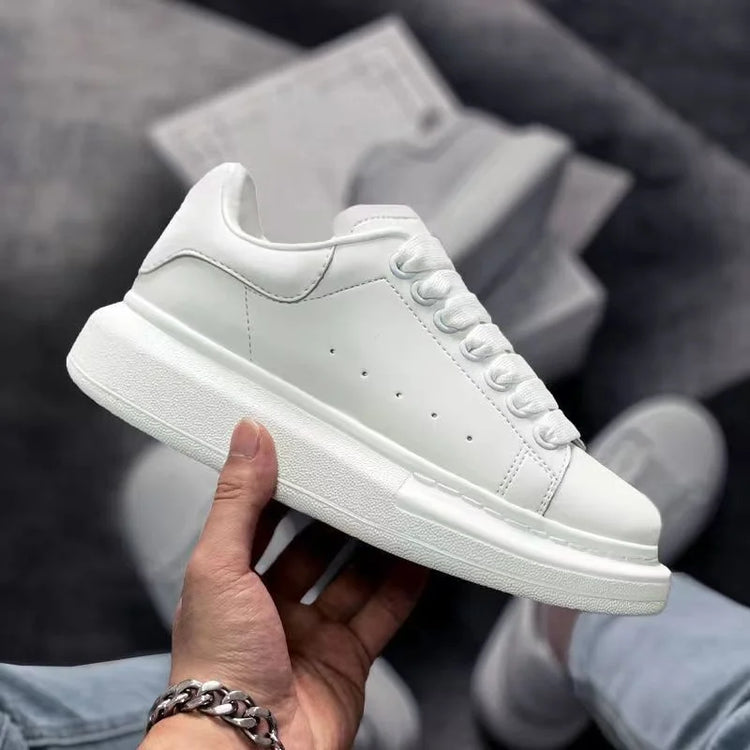 Korean Designer Shoes for Men Casual Breathable Lace-Up Oxfords Shoe Youth White Flats Platform Sneakers Street Style Footwear