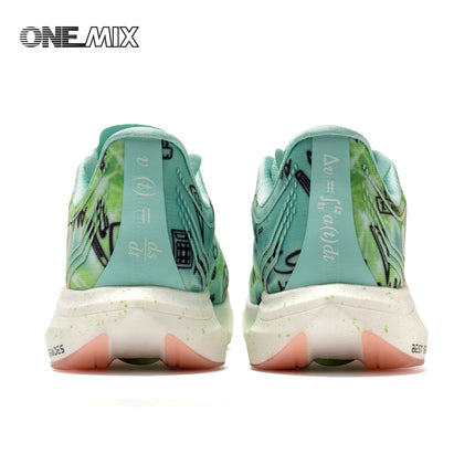 Scarpe da Corsa ONEMIX Marathon con Piastra in Carbonio, Supporto Professionale Stabile, Ammortizzazione, Ultra-leggere e Reattive per Uomo PlatiNum