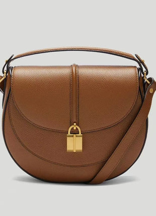 Borsa a tracolla a mezzaluna in pelle martellata, con chiusura a catena metallica, tracolla regolabile per uso quotidiano
