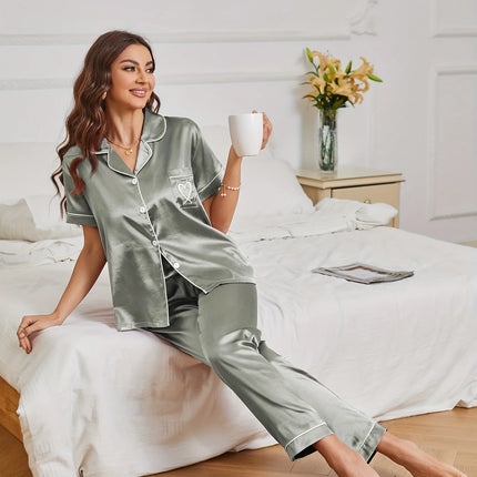 Pigiama in raso con ricamo a cuore, casual, manica corta, bottoni, colletto con risvolto, top e pantaloni, indumenti da notte da donna