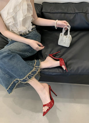 Hlieny 2026 Mode d'été Talons aiguilles Femmes Pantoufles pointues Banquet Robe Sandales Fête Mariage Mules Présentations de fabricants de jeux Chaussures