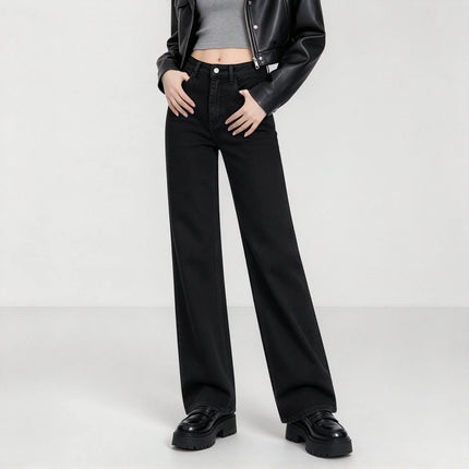 Minimalist black high-waisted straight-leg women’s jeans, in a relaxed-fit black denim with an elegant, casual style, perfect for a casual office look and versatile everyday wear FX-1338-1