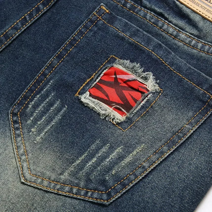 Pantaloncini di jeans da uomo lavati vintage della nuova estate Pantaloncini di jeans dritti maschili in difficoltà con toppe con foro strappato da strada alla moda casual