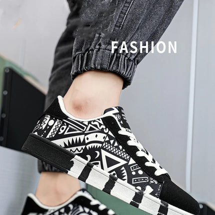 Scarpe vulcanizzate rosse di alta qualità per uomo Sneakers casual unisex 46 Taglia Moda Graffiti Sneakers piatte Scarpe da skateboard da uomo
