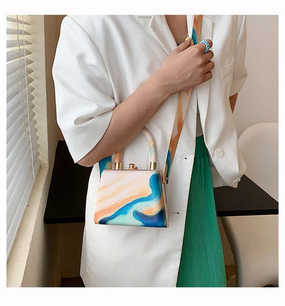 2022 New Fashion Sweet Mini Pillow Handbag Japanese Printed Scenery Net Red One Shoulder Portable Crossbody Bag