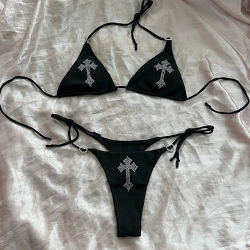 Bikini Y2K Sexy con Strass a Croce, Bikini Kawaii, Bikini Gotico, Costume da Bagno Goth, Abbigliamento da Spiaggia Estivo, Set Reggiseno e Slip platinumshop