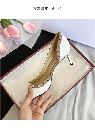 scarpe da donna di marca di lusso Sandali da donna Rivetti estivi Tacchi alti Lato vuoto Scarpe da donna da ballo in pelle moda femminile da donna