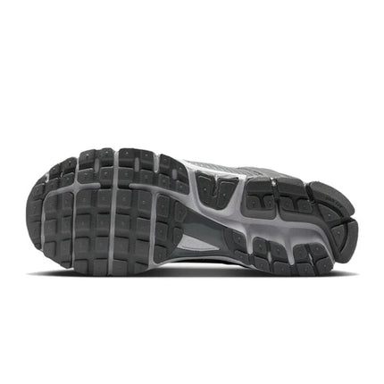 Scarpe da ginnastica da corsa da uomo NIKE ZOOM VOMERO 5 di nuovo arrivo originale platinumshop