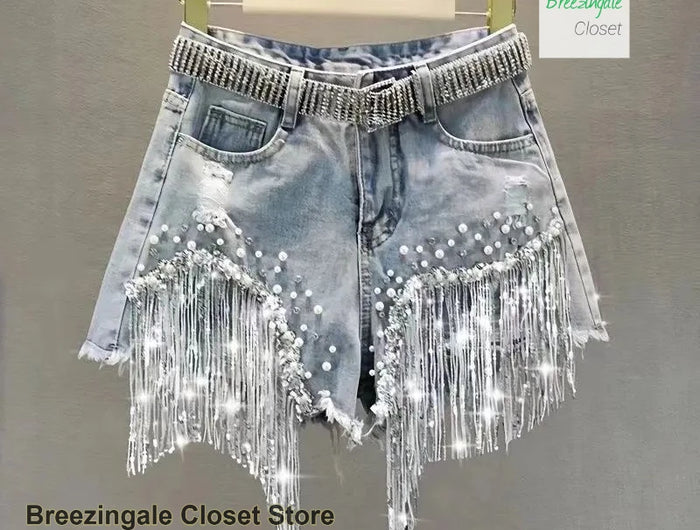 American heavy industry full rhinestone denim shorts, thin tassel beaded ripped jeans, new women's high-waisted summer jeans.
