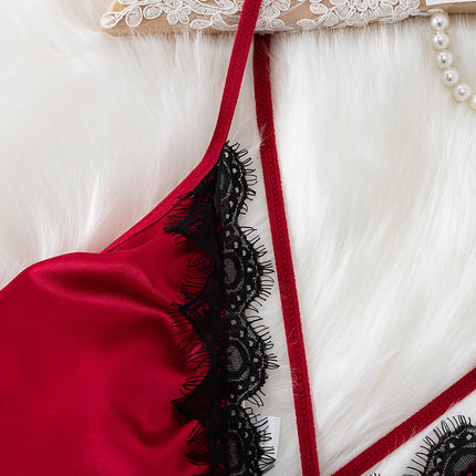 Luxe Plus - Chemise in raso rosso taglia: intricati accenti di pizzo nero, design a V profondo per un fascino romantico ed elegante. biancheria intima sexy calda