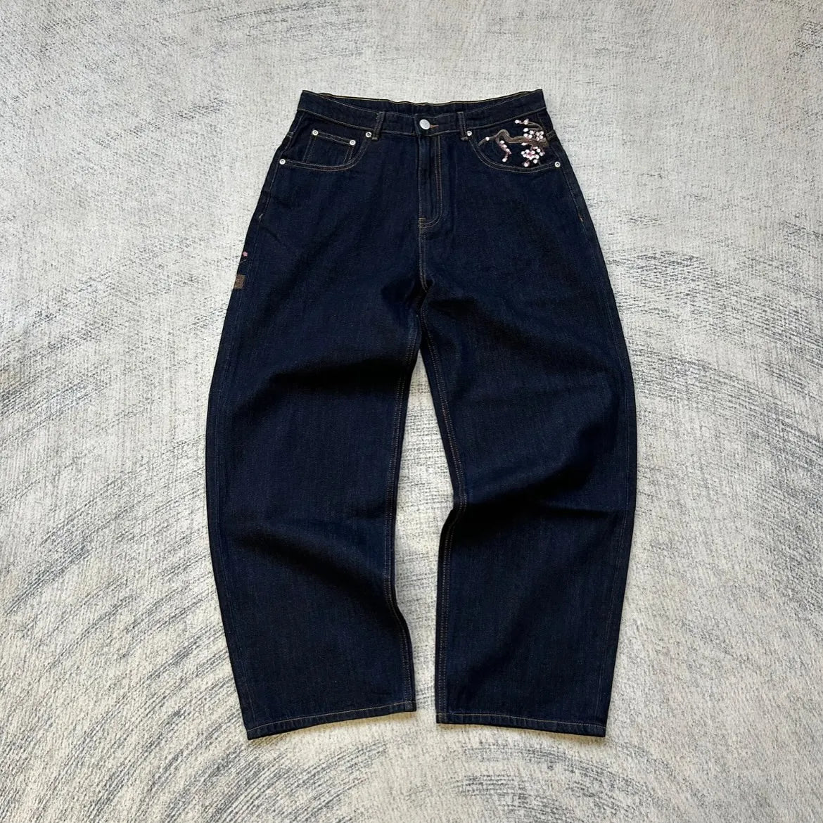 Abito casual retrò vita bassa hip hop fiori di ciliegio jeans ricamati pantaloni a gamba larga y2k abbigliamento jeans larghi ricamati da uomo