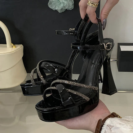 Liyke 2026 Nouveaux Sandales compensées à talons hauts Strass Sangle de cheville Bout ouvert Chaussures de soirée de mariage Femme Or