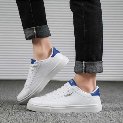 Men Shoes Sneakers 2022 New Summer White Fashion Board White Men's Zapatillas Hombre Chaussure Homme