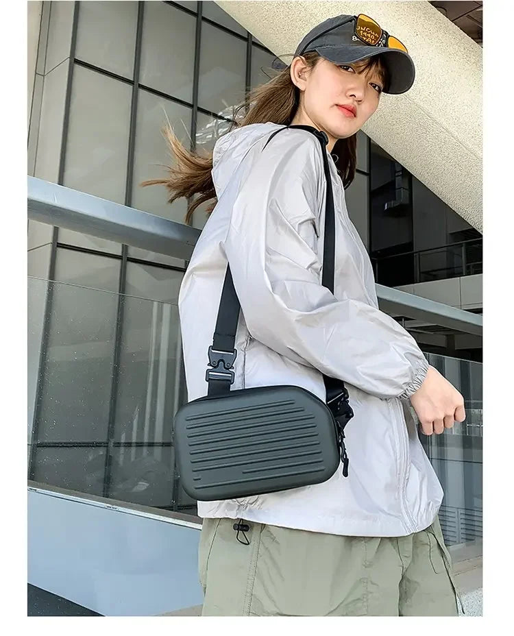 Borsa a tracolla rigida nera, leggera e portatile, per adulti, ideale per il trasporto quotidiano, lo shopping, le brevi camminate all'aperto e l'uso quotidiano.