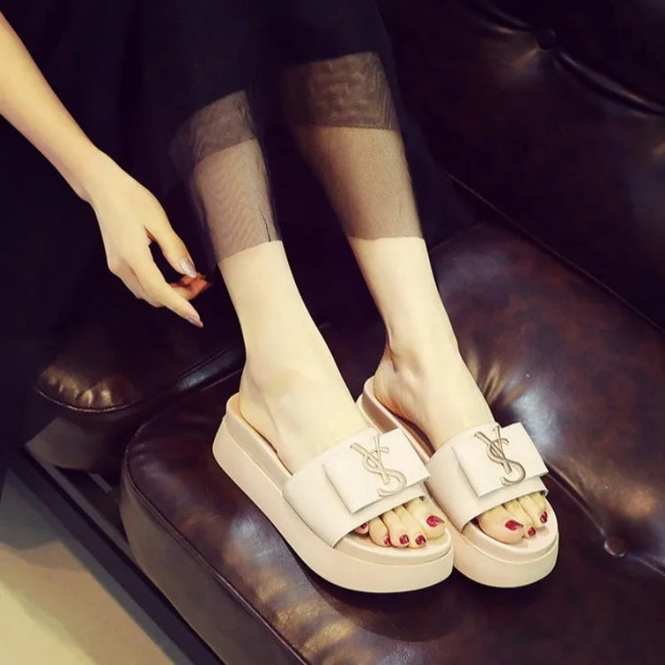 2025 Summer New Women's Fashion Letter Designer Sandals Casual Thick Bottom Round Toe Leather Beach Shoes Женские Сандалии PlatiNum