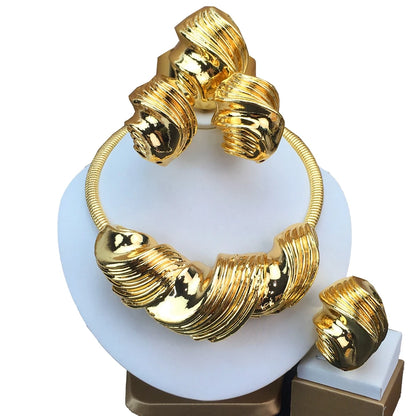 Vendita calda gioielli placcati in oro italiano banchetto per feste di matrimonio da donna grande ciondolo leggero set di gioielli audaci FHK16803