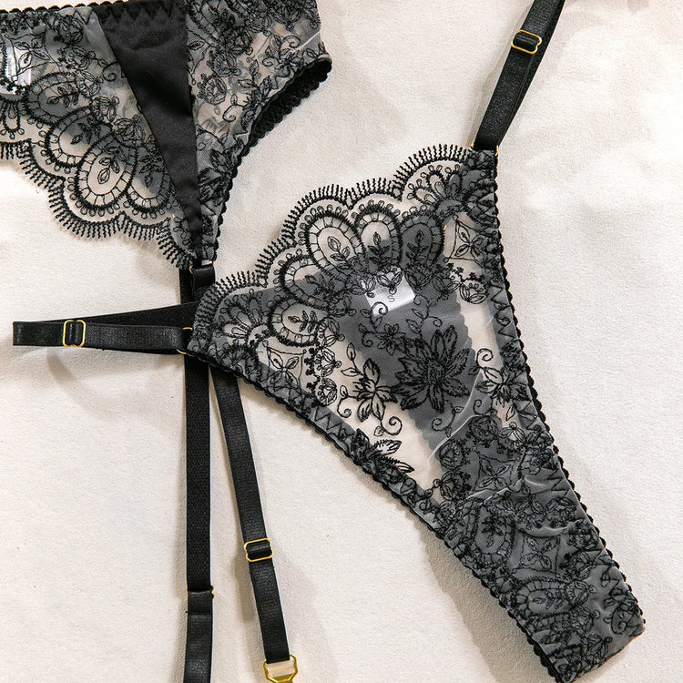 Sexy Wine Red Lace Trim Underwire Bra Lingerie Set Cut Out Garter Belt Matching Thong Intimate Sheer Nightwear Apparel Women