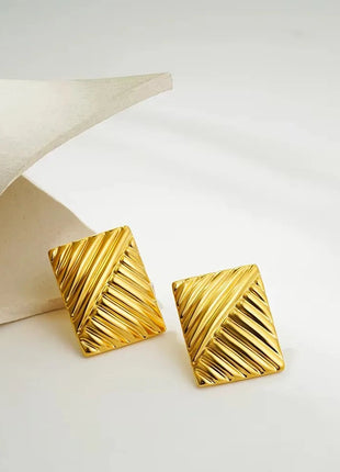 Orecchini a Perno Geometrici a Forma di C Multistrato Placcati in Oro 18K, Antiruggine, in Acciaio Inossidabile per Donne platinumshop