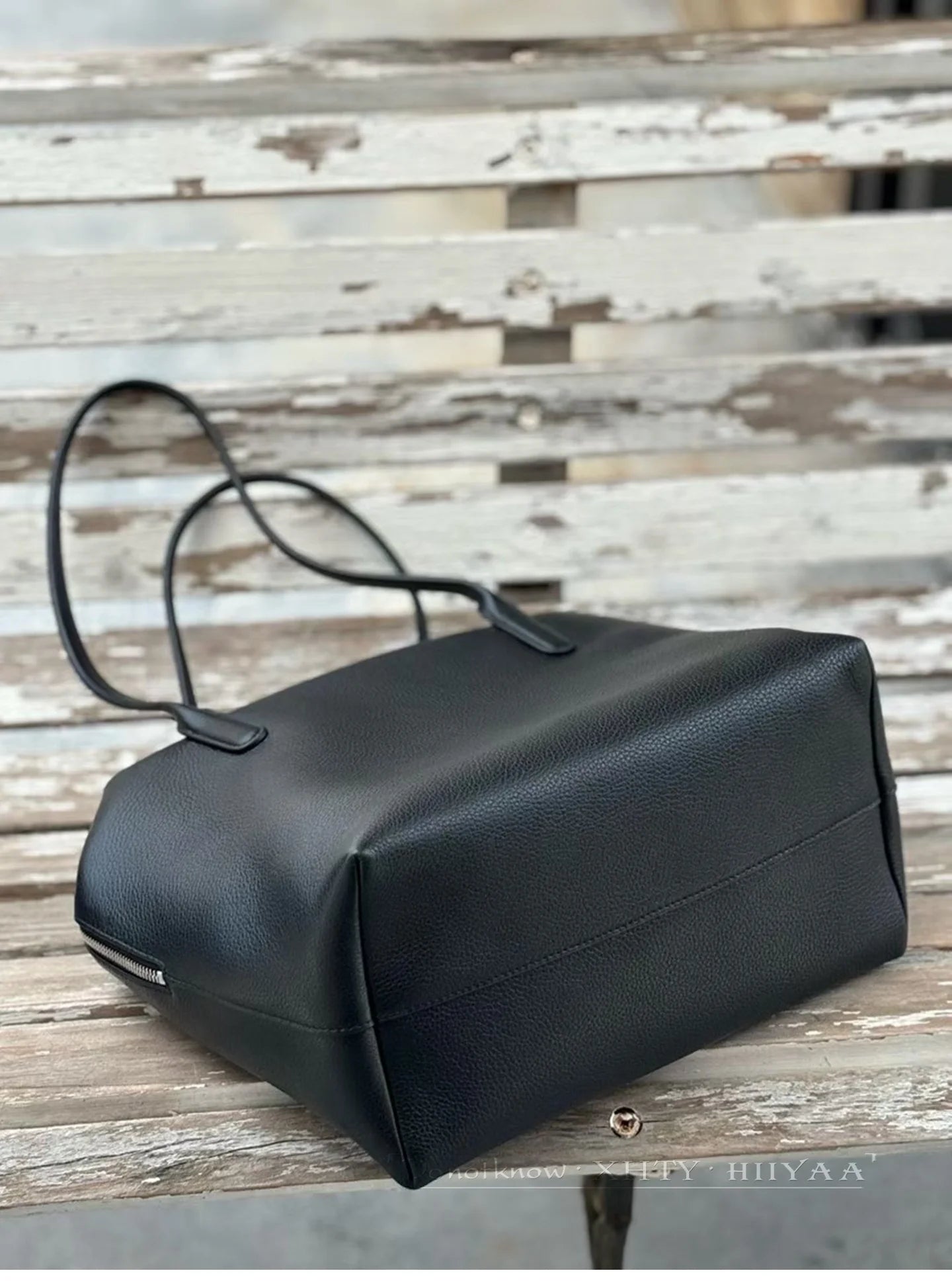 XHTY Genuine Leather Shoulder Bag Underarm Bag Women Soft Large Capacity Bowling Bag Simple Fashion Top Layer Cowhide New Model