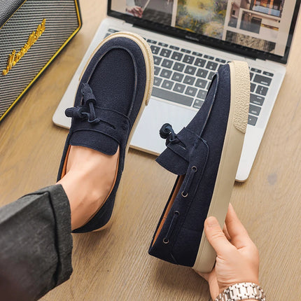 Mocassini fatti a mano in pelle scamosciata per il tempo libero Passeggiata Scarpe casual maschili Nuovo design Casual Slip on Flats Scarpe da guida versatili Mocassini