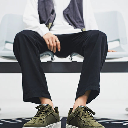 1 Pair Sports Casual Skateboarding Shoes Comfortable and Fashionable, With a Snug Upper That Fits the Foot and a Slip-Resistant,