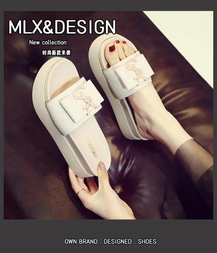 2025 Summer New Women's Fashion Letter Designer Sandals Casual Thick Bottom Round Toe Leather Beach Shoes Женские Сандалии PlatiNum