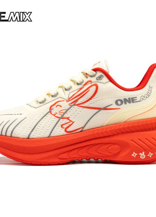 ONEMIX 2025 Nuove scarpe da ginnastica Buffer Scarpe da corsa Runner pesanti da uomo Scarpe sportive da esterno leggere e traspiranti antiscivolo PlatiNum