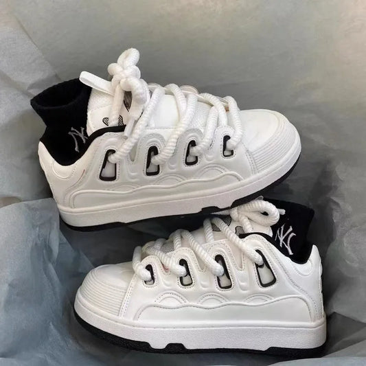 New Winter Thick and Velvet Cotton Shoes Retro Lightweight Trendy Couple Versatile Casual Sports Shoes for Women