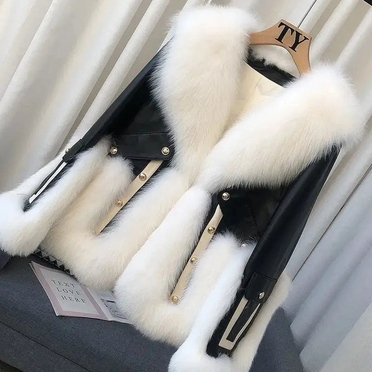 2026 High-End Womens Whole Hide Imitation Fox Fur Fur Coat Winter Short Fur One Warm Jacket Fashion Female Cold Parka Fur Coats