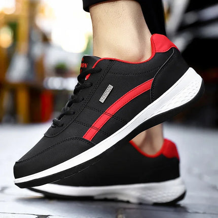 Scarpe da ginnastica da uomo Scarpe casual sportive Scarpe da passeggio da uomo in pelle per esterni Quattro stagioni Fondo morbido
