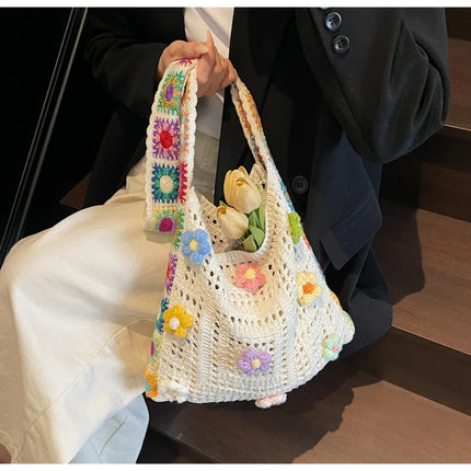 Borsa tote da donna in stile boho con motivo floreale all'uncinetto, borsa a tracolla in maglia intrecciata di grande capacità, borsa da spiaggia estiva per ragazze