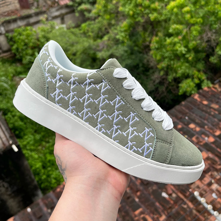 Designer Faithful Low-Top Numeris Sneakers Heightening Casual Sports White Board oes for Couples Lightweight Rubber Outsole